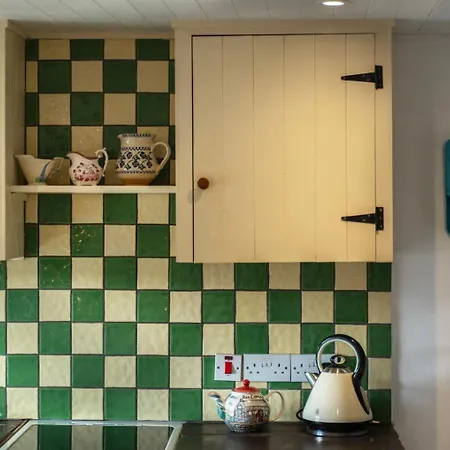 Cosy Stone On The Shores Of River * 스님