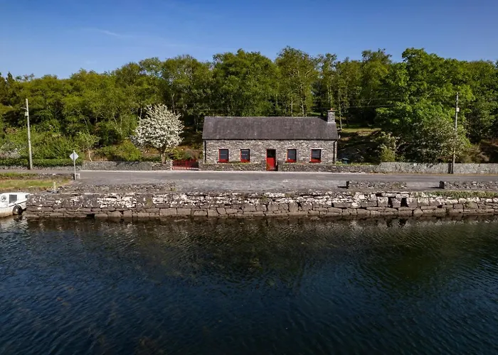 Cosy Stone On The Shores Of River Casa vacanze *