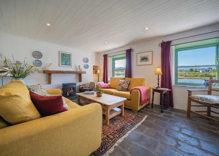 Cosy Stone On The Shores Of River Sneem